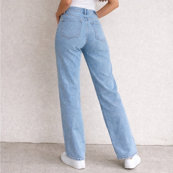 Abercrombie & Fitch, curve love jeans Straight-Leg Women’s Jeans size:32 - Picture 2 of 16